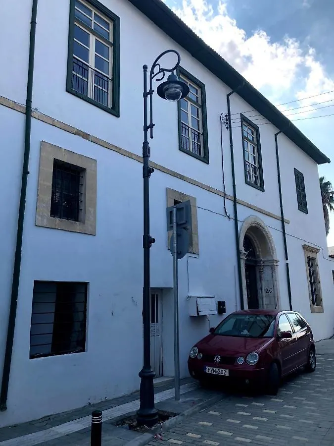 Le Mat Hostel Larnaca 0*,  Kıbrıs